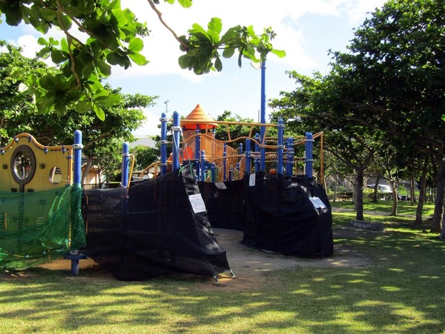 公園封鎖２(小).jpg